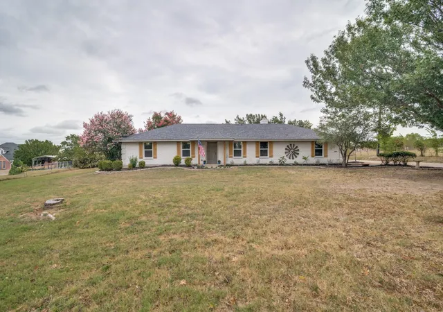 Photo 1 of Sale Pending at 9300 High Country Ln, Forney, TX 75126 | MLS# 21375653 | Listing updated on 2026-09-24