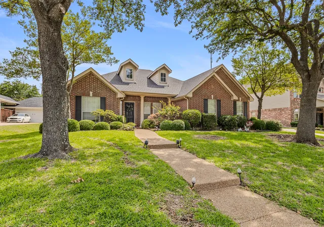 Photo 1 of Single family home for sale at 1181 Skylar Dr, Rockwall, TX 75032 | MLS# 21376818 | Listing updated on 2026-09-04