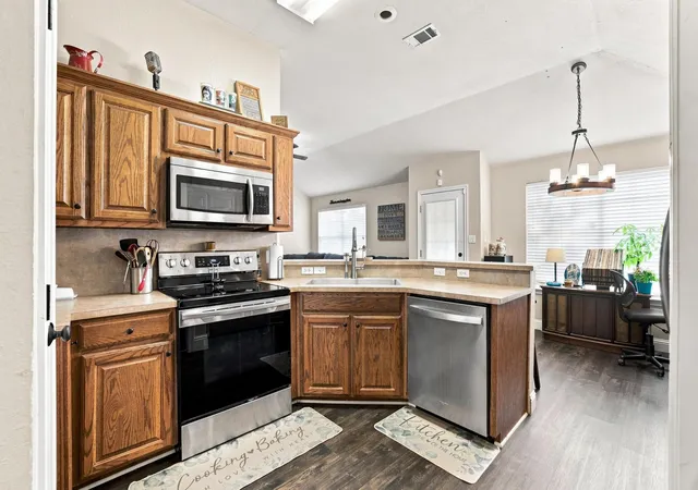Photo 3 of Single family home for sale at 3411 Dana Ln, Denison, TX 75021 | MLS# 21376664 | Listing updated on 2026-10-03
