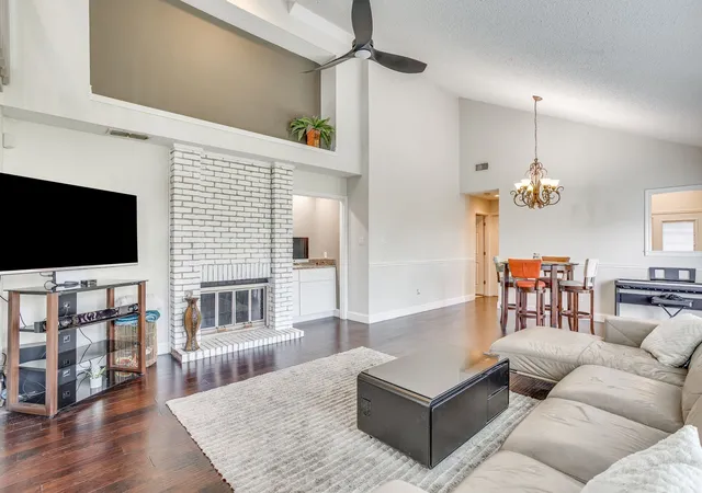 Photo 3 of Single family home for sale at 1307 Oriental Ave, Arlington, TX 76011 | MLS# 21376851 | Listing updated on 2026-09-24