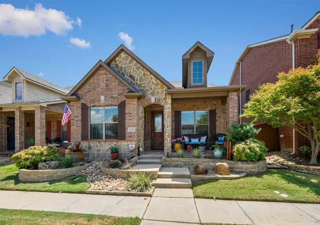 Photo 2 of Single family home for sale at 1480 Bristol Ln, Lewisville, TX 75077 | MLS# 21375759 | Listing updated on 2026-10-07