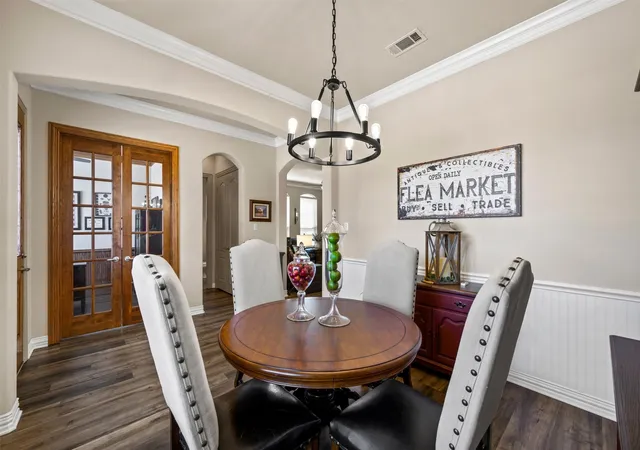 Photo 4 of Single family home for sale at 1480 Bristol Ln, Lewisville, TX 75077 | MLS# 21375759 | Listing updated on 2026-10-07