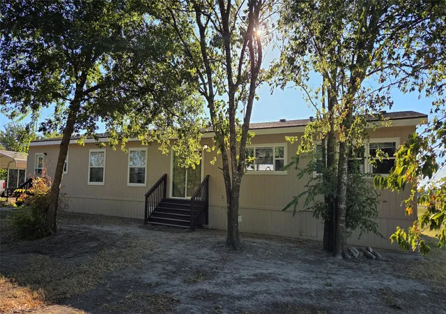 Photo 2 of Manufactured home for sale at 3394 Fm 2874, Commerce, TX 75428 | MLS# 21376954 | Listing updated on 2026-09-04