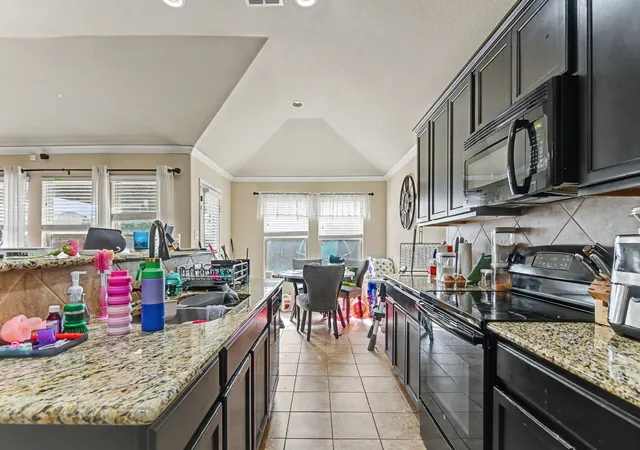 Photo 3 of Single family home for sale at 14308 Broomstick Rd, Haslet, TX 76052 | MLS# 21375064 | Listing updated on 2026-10-03