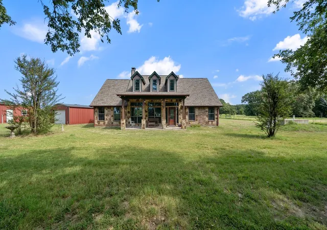 Photo 1 of Single family home for sale at 13733 County Rd 109, Kaufman, TX 75142 | MLS# 21375199 | Listing updated on 2026-09-04