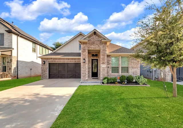Photo 1 of Single family home for sale at 5221 Beautyberry Dr, Crowley, TX 76036 | MLS# 21376682 | Listing updated on 2026-09-20