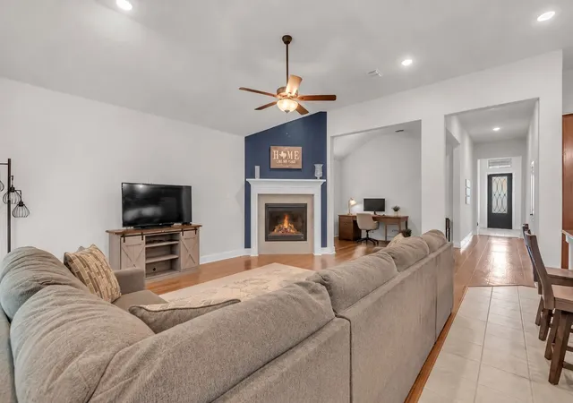 Photo 2 of Single family home for sale at 5221 Beautyberry Dr, Crowley, TX 76036 | MLS# 21376682 | Listing updated on 2026-09-20