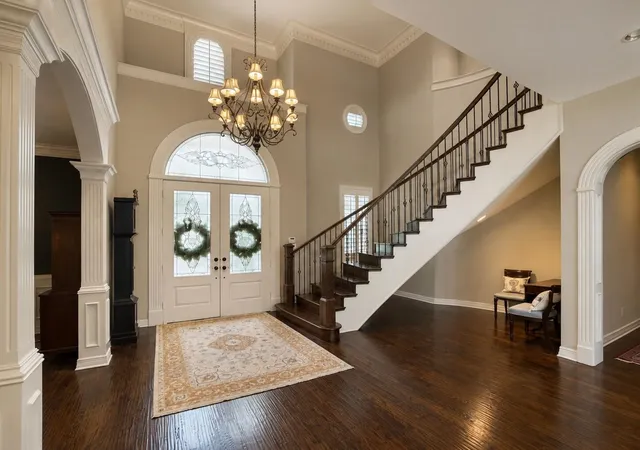Photo 3 of Mansion for sale at 801 Huntington Ct, Southlake, TX 76092 | MLS# 21377099 | Listing updated on 2026-10-01