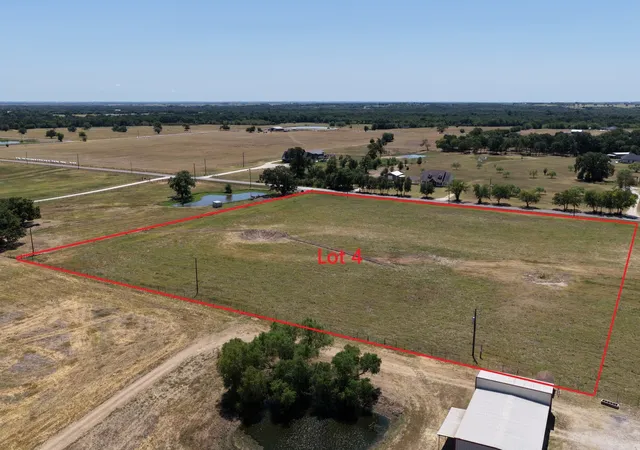 Photo 1 of Land for sale at Tbd Hog Town, Collinsville, TX 76233 | MLS# 21372177 | Listing updated on 2026-09-21