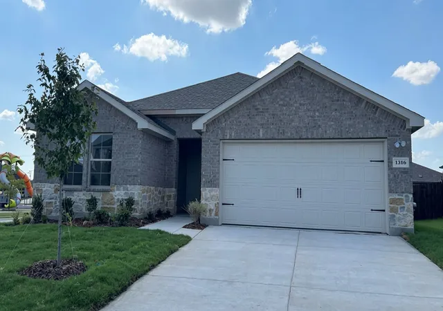 Photo 1 of Single family home for sale at 1316 Twisted Brk Dr, Josephine, TX 75135 | MLS# 21377187 | Listing updated on 2026-10-02