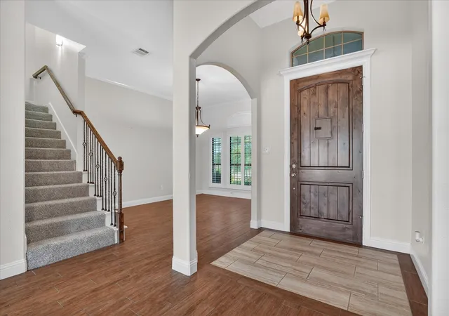 Photo 4 of Single family home for sale at 2000 Adams Ln S, Azle, TX 76020 | MLS# 21377150 | Listing updated on 2026-09-04