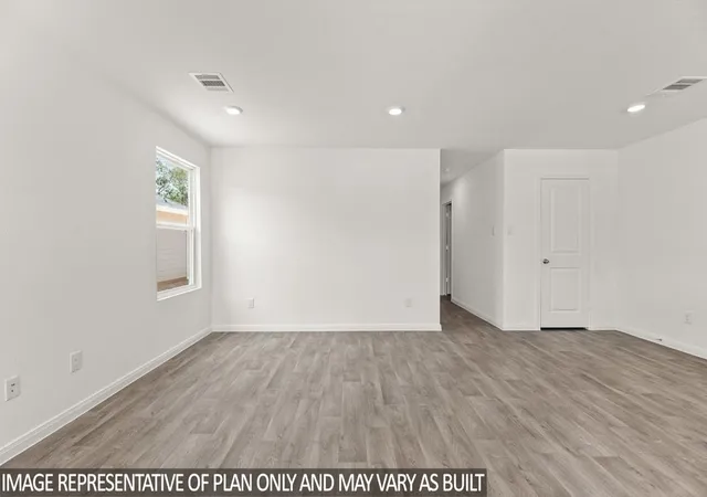 Photo 2 of Single family home for sale at 4644 Bonney Ave, Crandall, TX 75114 | MLS# 21369882 | Listing updated on 2026-10-02