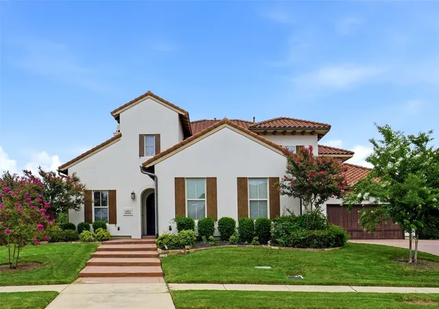 Single family home for sale at 667 Creekway Dr, Irving, TX 75039 | MLS# 21368726