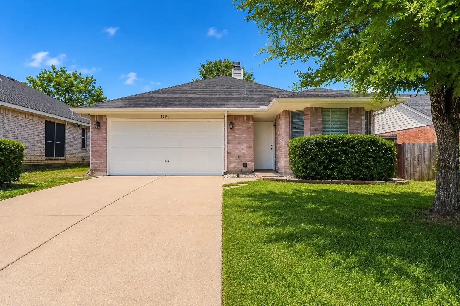 Single family home for sale at 2054 Wild Crk Ct, Dallas, TX 75253 | MLS# 21374454