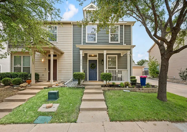 Photo 1 of Single family home for sale at 10616 Traymore Dr, Fort Worth, TX 76244 | MLS# 21376047 | Listing updated on 2026-10-07