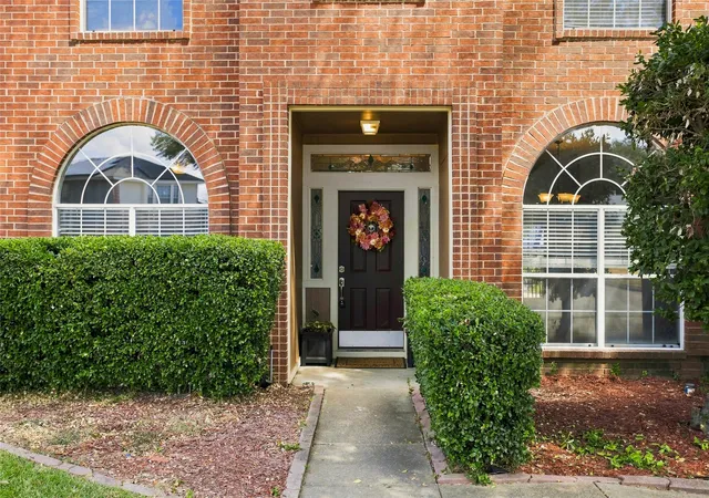 Single family home for sale at 5203 Rio Ct, Arlington, TX 76017 | MLS# 21372505