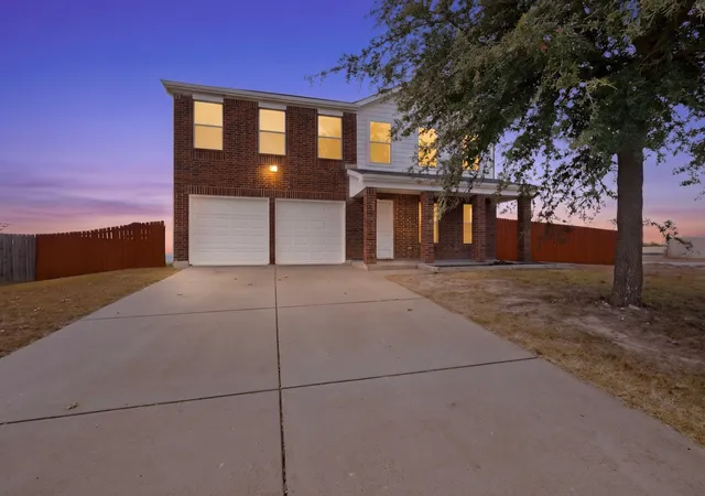 Photo 1 of Sale Pending at 1607 Harbor View Rd, Glenn Heights, TX 75154 | MLS# 21364709 | Listing updated on 2026-09-23