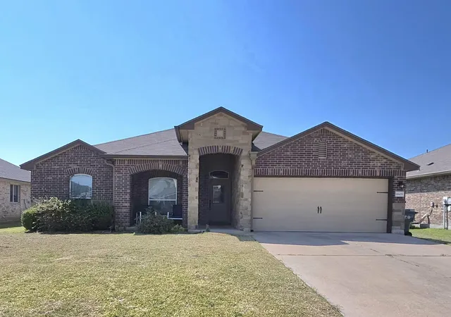 Photo 1 of Single family home for sale at 9805 Shallow Crk Dr, Waco, TX 76708 | MLS# 21377397 | Listing updated on 2026-10-05