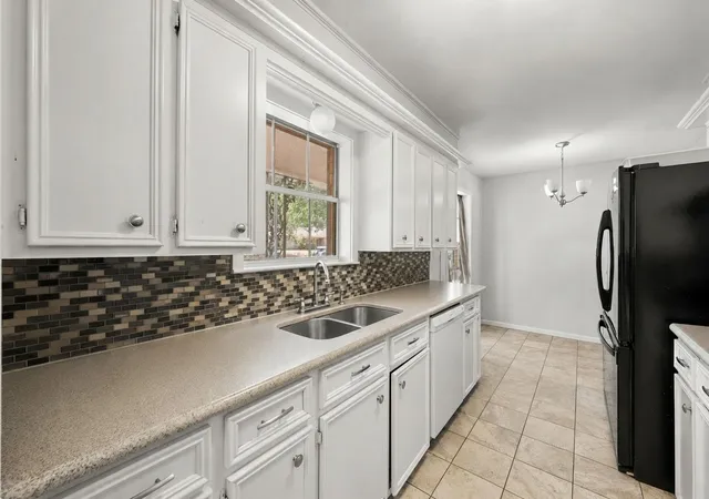 Photo 3 of Single family home for sale at 316 Fairmont Ave, Corsicana, TX 75110 | MLS# 21376340 | Listing updated on 2026-09-03
