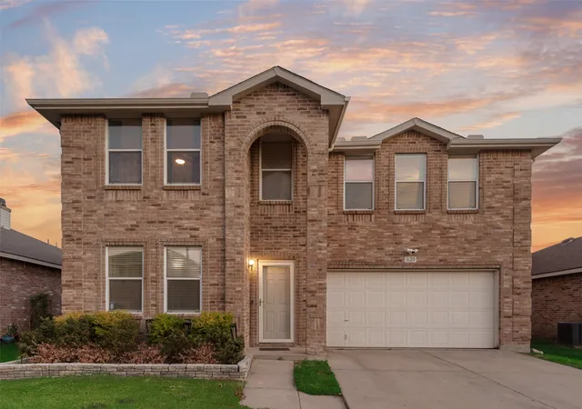 Photo 1 of Single family home for sale at 1620 Rialto Way, Justin, TX 76247 | MLS# 21377101 | Listing updated on 2026-09-15
