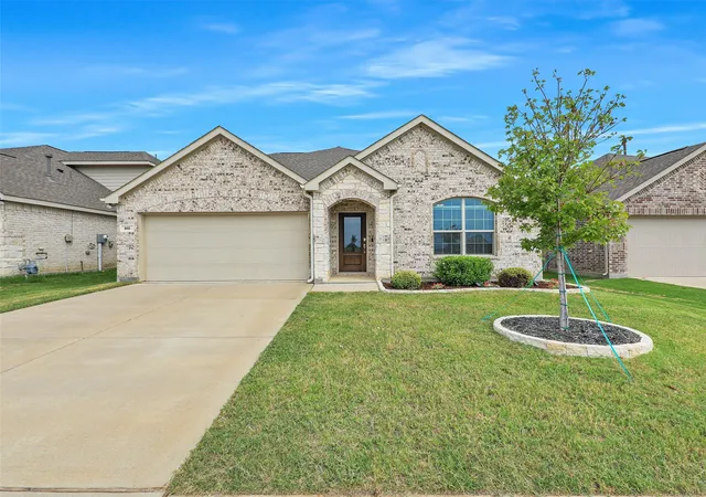 Photo 1 of Single family home for sale at 910 Torrey Ave, Princeton, TX 75407 | MLS# 21377004 | Listing updated on 2026-09-04