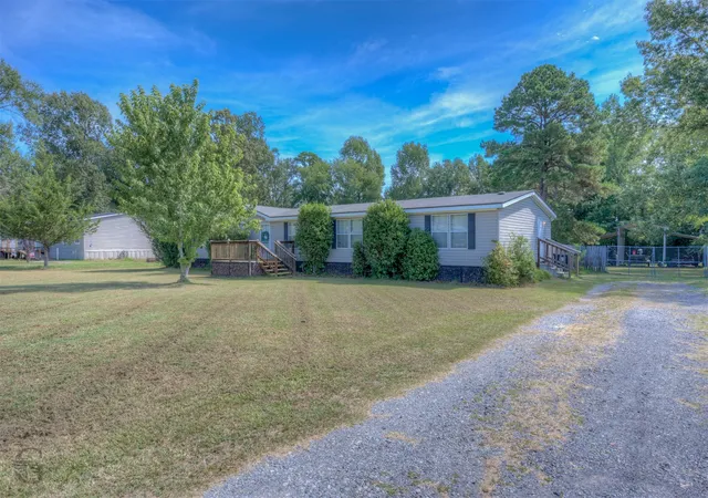 Photo 1 of Manufactured home for sale at 208 Bent Oak Dr, Stonewall, LA 71078 | MLS# 21377297 | Listing updated on 2026-10-08
