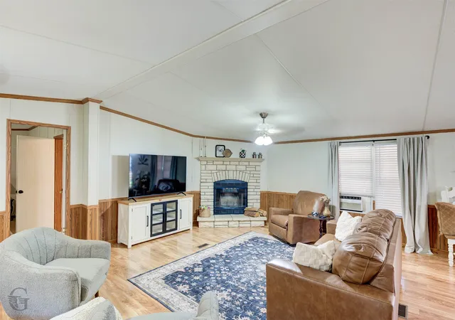 Photo 4 of Manufactured home for sale at 208 Bent Oak Dr, Stonewall, LA 71078 | MLS# 21377297 | Listing updated on 2026-10-08