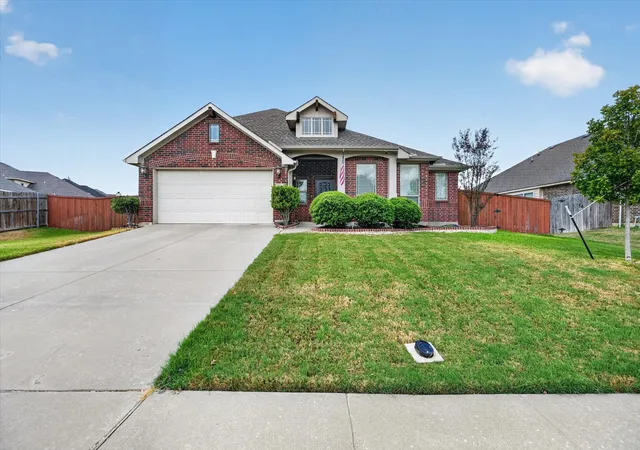 Photo 1 of Single family home for sale at 4501 Waterford Glen Dr, Mansfield, TX 76063 | MLS# 21374843 | Listing updated on 2026-10-08
