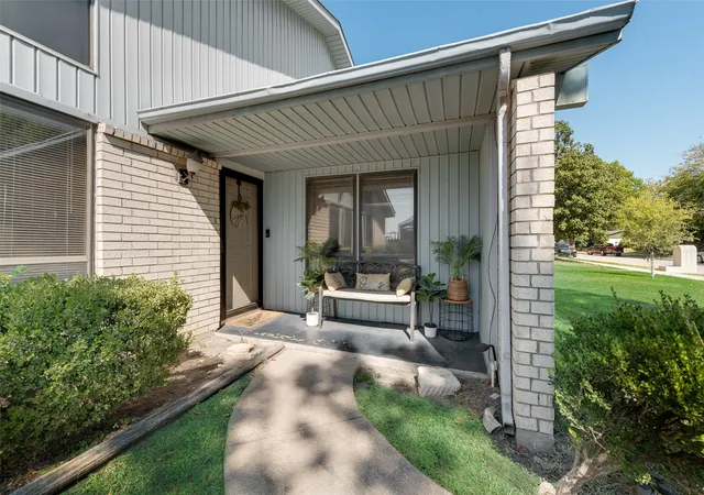 Photo 3 of Single family home for sale at 5329 Daytona Dr, Garland, TX 75043 | MLS# 21352727 | Listing updated on 2026-10-06