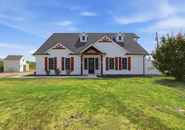 Photo 1 of Single family home for sale at 3321 Mountain View Dr, Venus, TX 76084 | MLS# 21375192 | Listing updated on 2026-10-05
