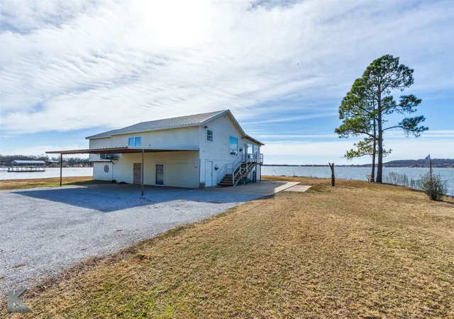 Photo 2 of Single family home for sale at 206 County Rd 541, Eastland, TX 76448 | MLS# 21377660 | Listing updated on 2026-10-02