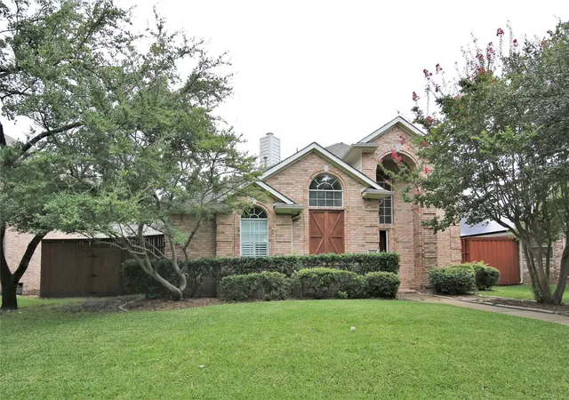 Photo 2 of Single family home for sale at 4124 Briarbend Rd, Dallas, TX 75287 | MLS# 21377675 | Listing updated on 2026-10-07