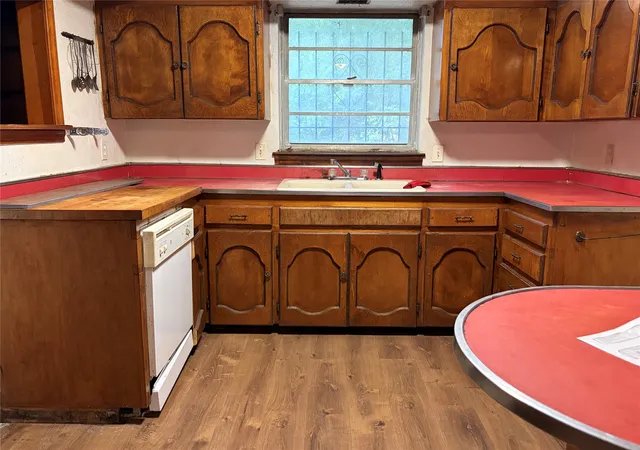 Photo 3 of Sale Pending at 4625 Kushla Ave, Dallas, TX 75216 | MLS# 21377716 | Listing updated on 2026-09-15