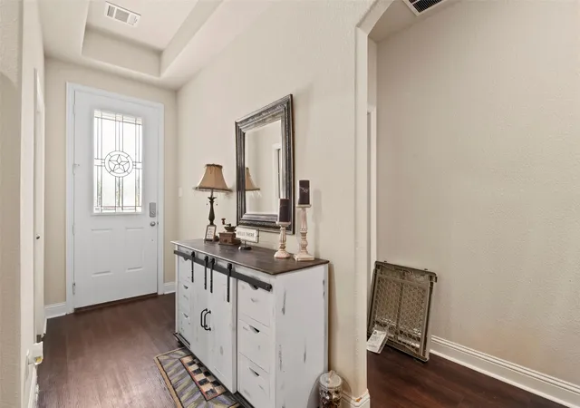 Photo 3 of Single family home for sale at 15 Pleasant Valley, Sanger, TX 76266 | MLS# 21377738 | Listing updated on 2026-09-20