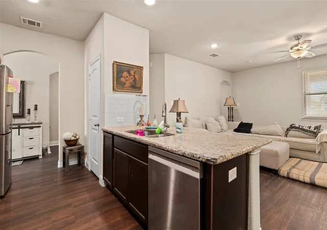Photo 3 of Single family home for sale at 15 Pleasant Valley, Sanger, TX 76266 | MLS# 21377738 | Listing updated on 2026-09-20