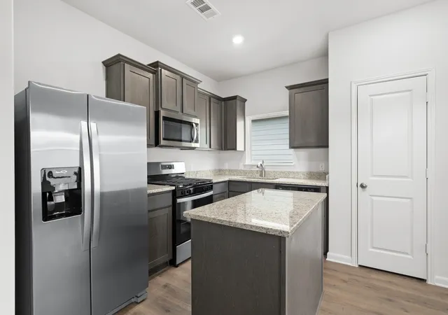 Photo 2 of Single family home for sale at 1328 Tilton Dr, Fort Worth, TX 76140 | MLS# 21377797 | Listing updated on 2026-09-04