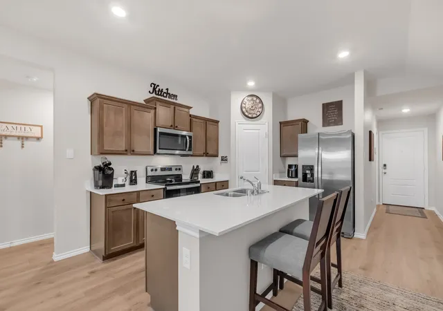 Photo 3 of Single family home for sale at 901 Country Rd, Royse City, TX 75189 | MLS# 21376720 | Listing updated on 2026-09-04