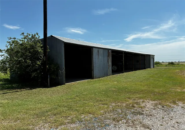 Photo 2 of Single family home for sale at 139 Prairie 2660, Decatur, TX 76234 | MLS# 21377855 | Listing updated on 2026-09-04