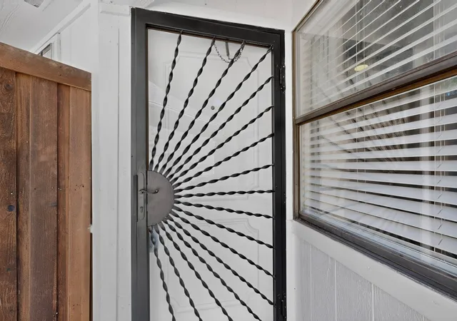 Photo 3 of Single family home for sale at 9627 Kerrville St, Dallas, TX 75227 | MLS# 21377895 | Listing updated on 2026-09-22