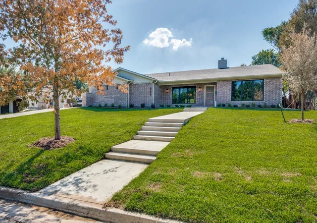 Single family home for sale at 4008 Tamworth Rd, Fort Worth, TX 76116 | MLS# 21360034 | Listing updated on 2026-09-27
