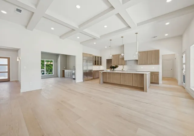 Photo 1 of Single family home for sale at 4008 Tamworth Rd, Fort Worth, TX 76116 | MLS# 21360034 | Listing updated on 2026-09-27