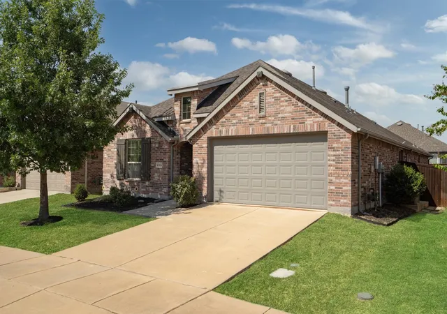 Photo 2 of Single family home for sale at 1505 Spoonbill Dr, Little Elm, TX 75068 | MLS# 21358380 | Listing updated on 2026-10-02