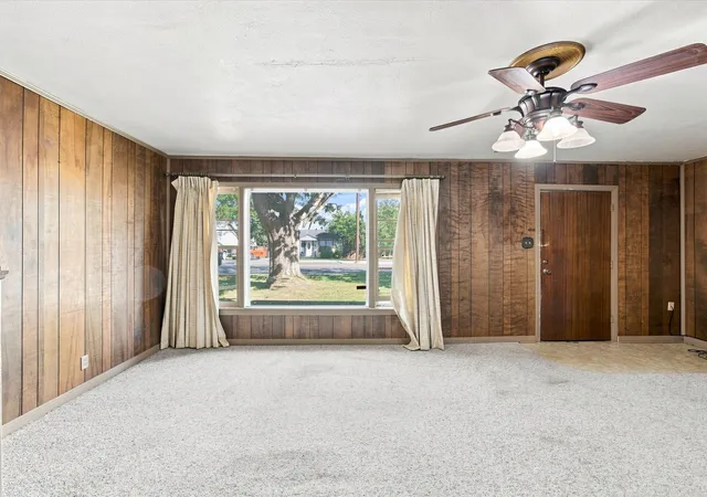 Photo 3 of Single family home for sale at 1003 E Milam St, Ennis, TX 75119 | MLS# 21375980 | Listing updated on 2026-09-25
