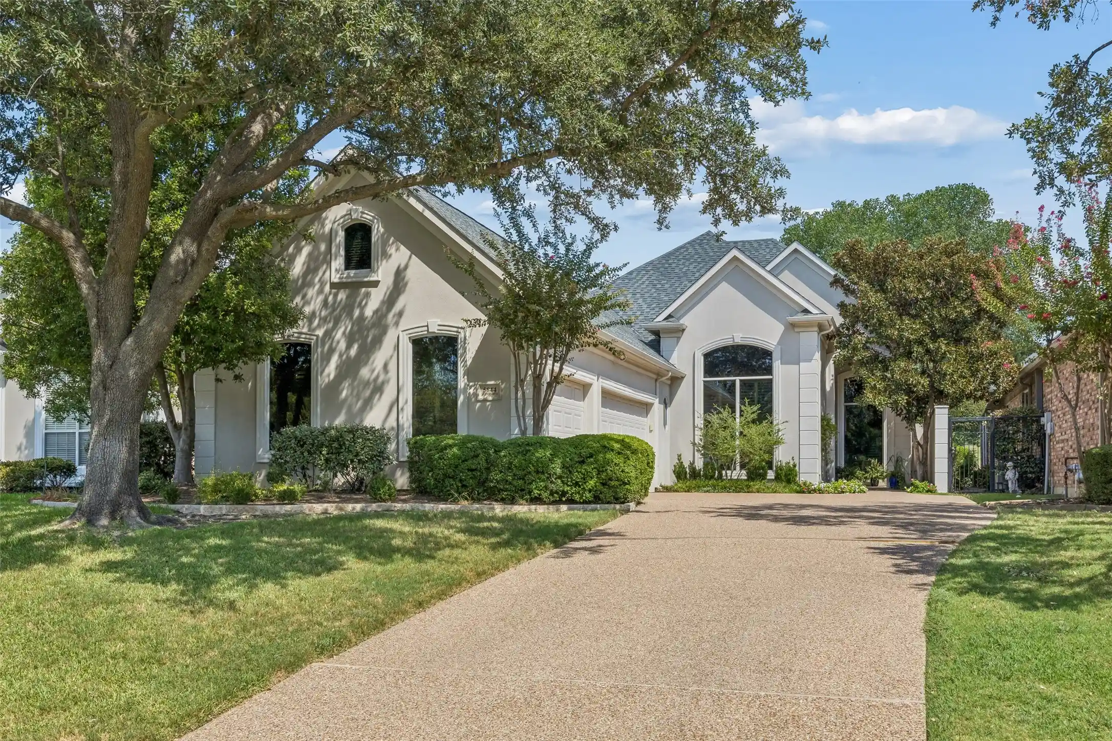 Single family home for sale at 5644 Southern Hills Dr, Frisco, TX 75034 | MLS# 21377986