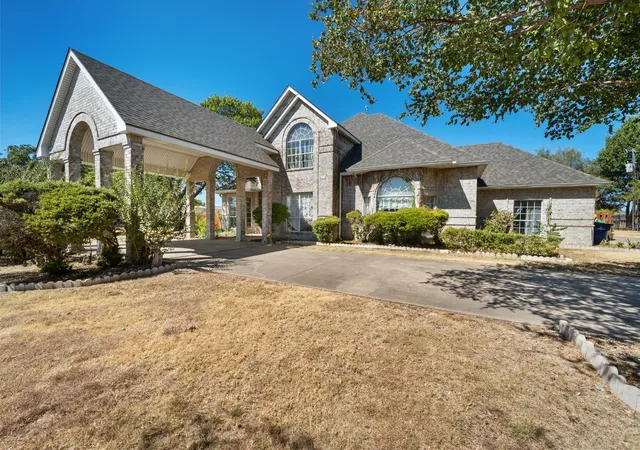 Photo 1 of Single family home for sale at 2941 N Mockingbird Ln, Midlothian, TX 76065 | MLS# 21377012 | Listing updated on 2026-10-01