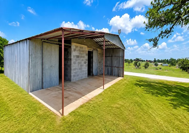 Land for sale at 247 Rhoades Ln, Springtown, TX 76082 | MLS# 21370294