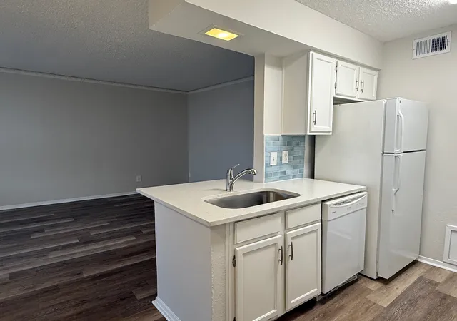 Photo 3 of Condo for sale at 3624 Parkridge Dr #214, Dallas, TX 75234 | MLS# 21378072 | Listing updated on 2026-09-04