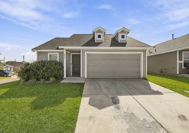 Photo 1 of Single family home for sale at 2901 Questa St, Fort Worth, TX 76119 | MLS# 21373421 | Listing updated on 2026-09-18