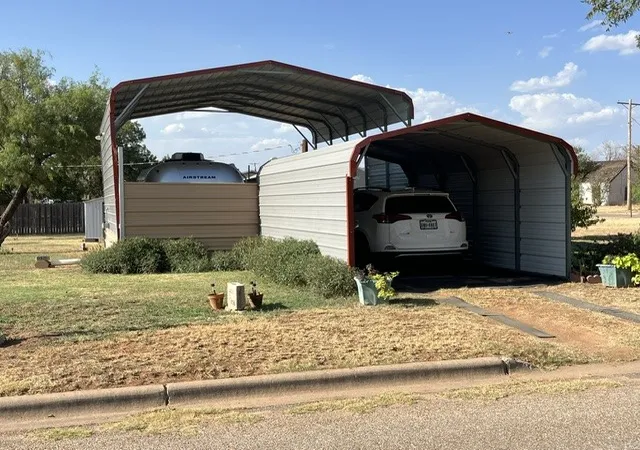 Land for sale at 1001 N Mckinley Ave, Rotan, TX 79546 | MLS# 21378098