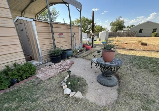 Photo 3 of Land for sale at 1001 N Mckinley Ave, Rotan, TX 79546 | MLS# 21378098 | Listing updated on 2026-09-04